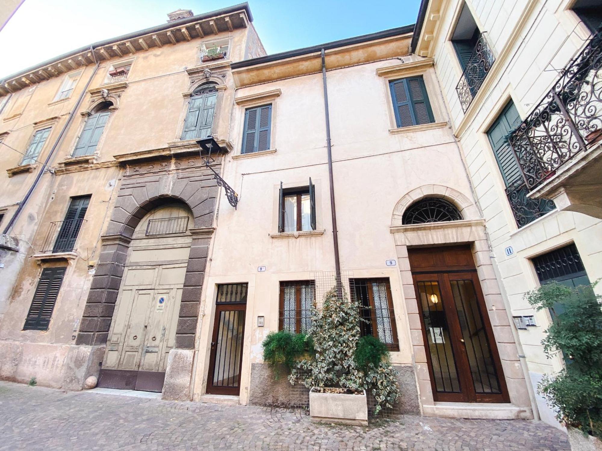 Santacecilia Apartment Verona Exterior foto